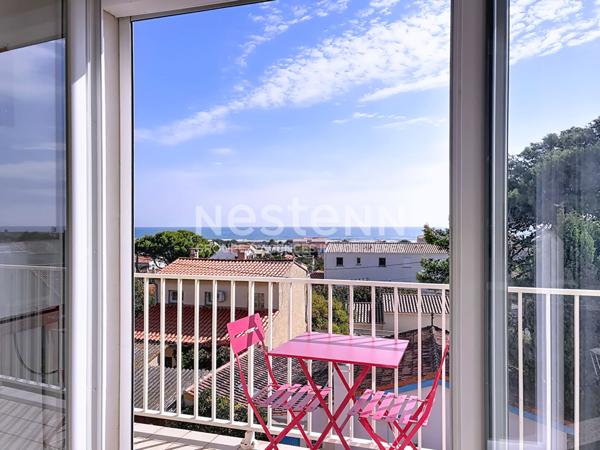 Charmant appartement 3 pièces de 37 m² avec belle vue mer panoramique & place de parking privative à Saint-Pierre-la-Mer