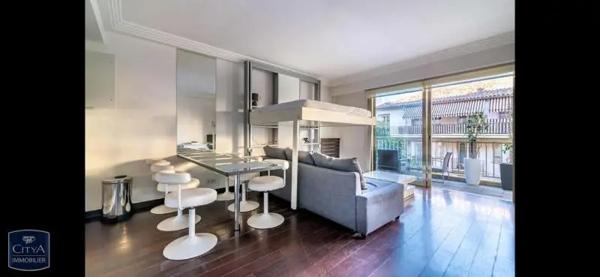 Appartement à louer 1 pièce 28.82m²