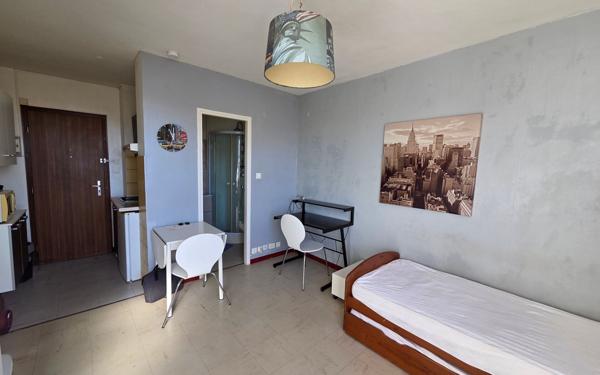 Appartement à vendre    1 pièce • 18 m2 Albi