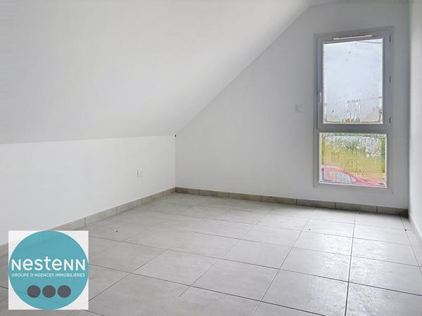 Maison à vendre à Olivet - 5 pièces, 3 chambres, état neuf