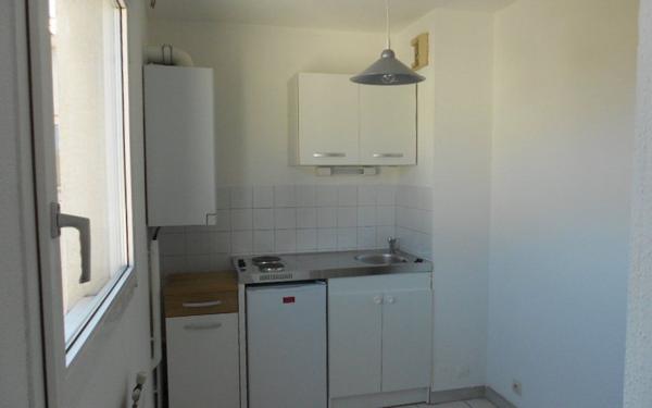 Appartement à louer    1 pièce •  Nîmes