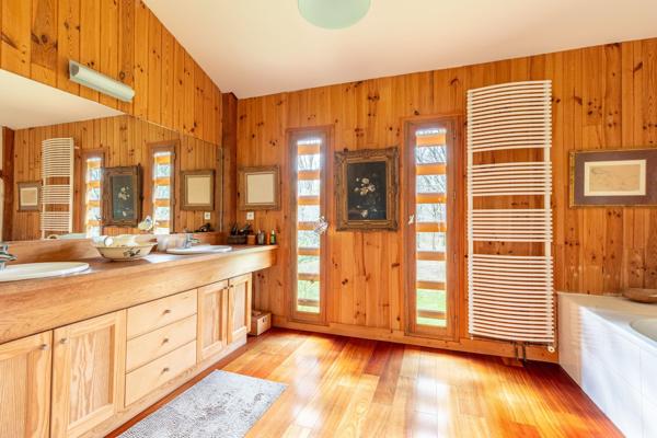 Vente Maison de luxe Arès 6 Pièces 250 m²