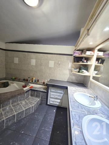 Maison à vendre  6 pièces - 125 m2 ST DENIS - 974