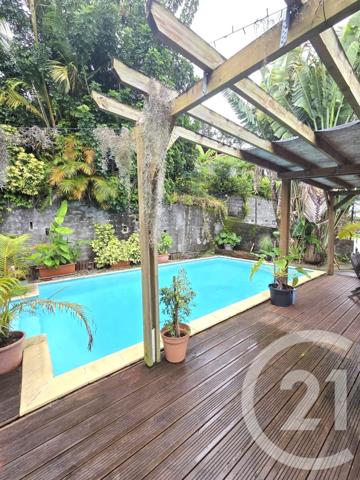 Maison à vendre  6 pièces - 125 m2 ST DENIS - 974