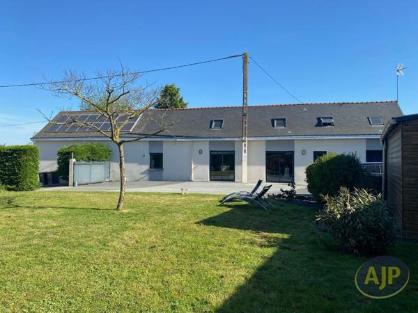 Vente maison Longuenee En Anjou : 438 000 € - AJP Immobilier Angers