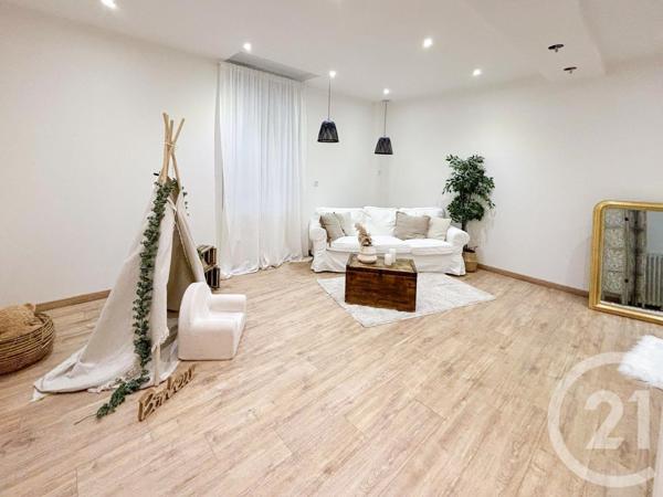 Maison à vendre  12 pièces - 405 m2 COSSE LE VIVIEN - 53