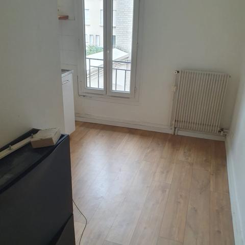 metro buttes chaumont/ mairie