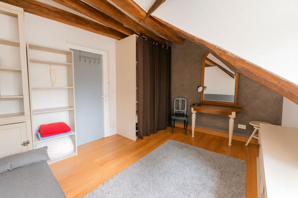 Appartement Paris 1 pièce(s) 14.64 m2
