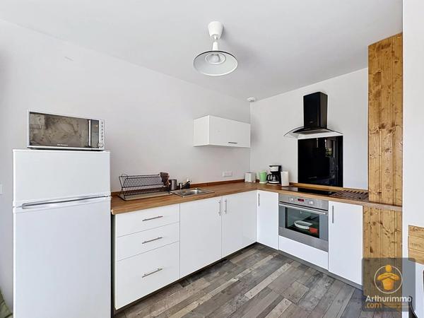 Location                                                      Maison
                        
                     3 pièces                      51 m2                     à Saint-Julien-en-Born