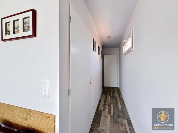 Location                                                      Maison
                        
                     3 pièces                      51 m2                     à Saint-Julien-en-Born