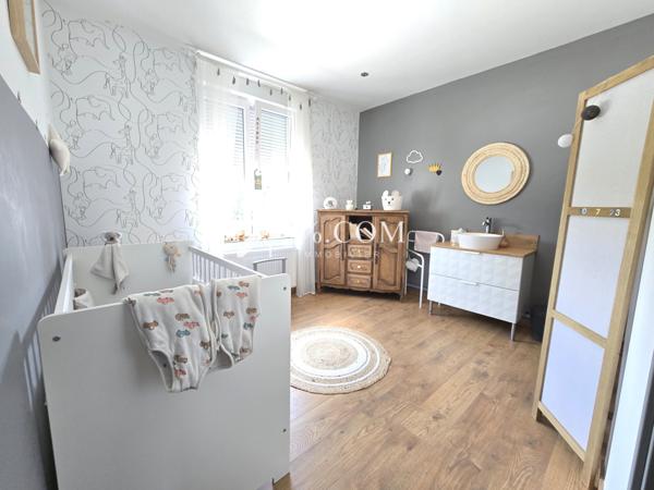 Maison 4 pièce(s) 3 chambre(s) 121 m²