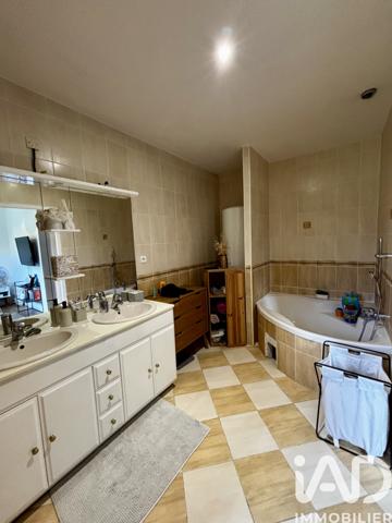 Maison à vendre 5 pièces 110 m² Beaumontois en Périgord