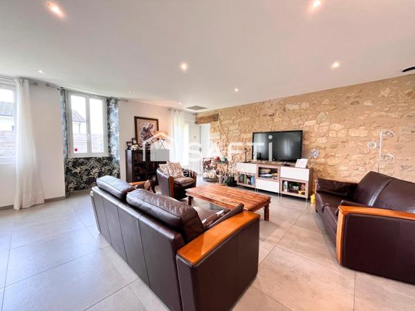 Maison en pierre entièrement rénovée 4 chambres