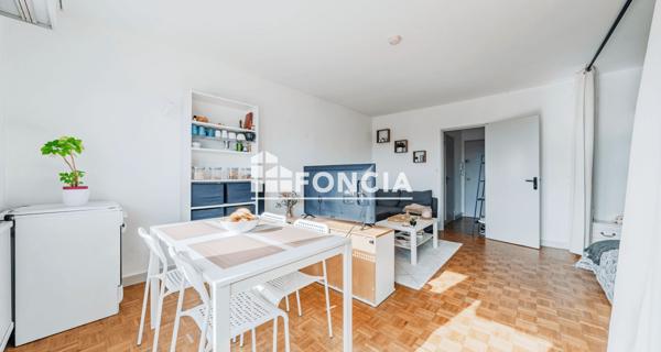 À vendre Studio 31 m² - Tours 37000