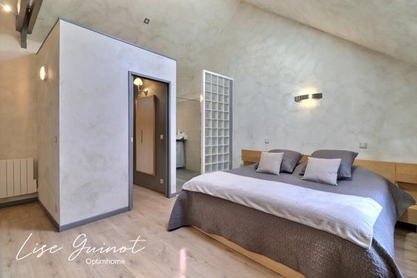 MAISON DE VILLAGE INTÉGRALEMENT RÉNOVÉE