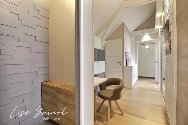 MAISON DE VILLAGE INTÉGRALEMENT RÉNOVÉE