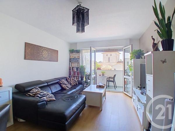 Appartement à vendre  3 pièces - 60,01 m 2   MERIGNAC  - 33