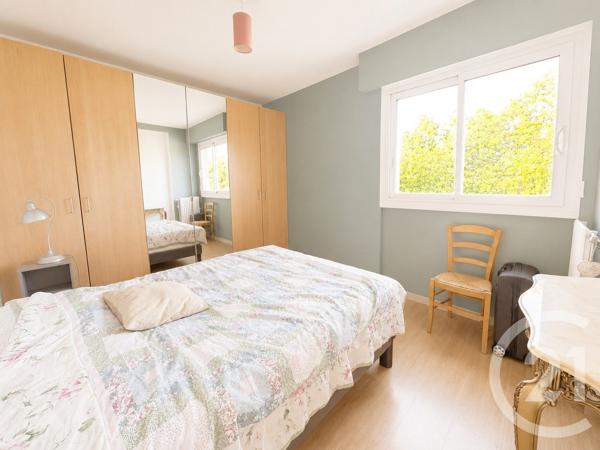 Appartement à vendre  3 pièces - 60,01 m 2   MERIGNAC  - 33