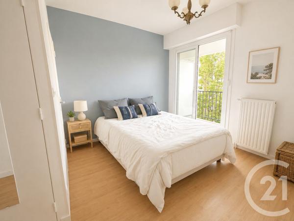 Appartement à vendre  3 pièces - 60,01 m 2   MERIGNAC  - 33