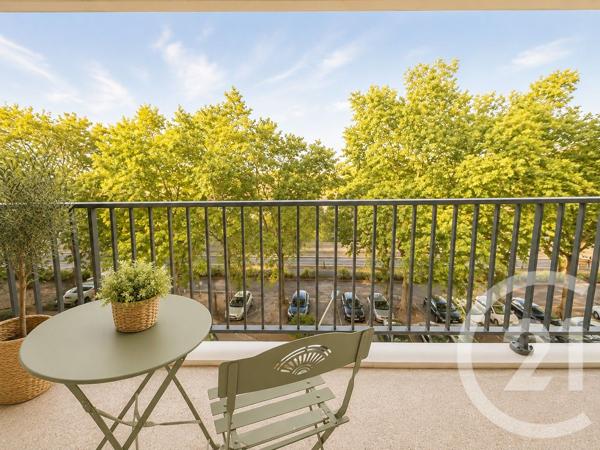Appartement à vendre  3 pièces - 60,01 m 2   MERIGNAC  - 33
