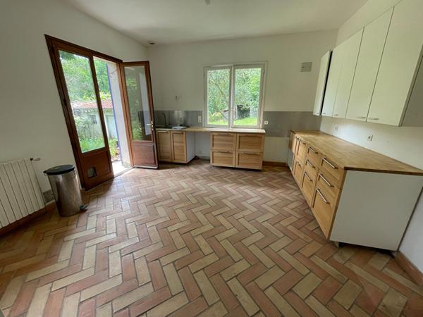 Maison Craponne 5 pièce(s) 172 m2, 4 ch, jardin, vue dégagée