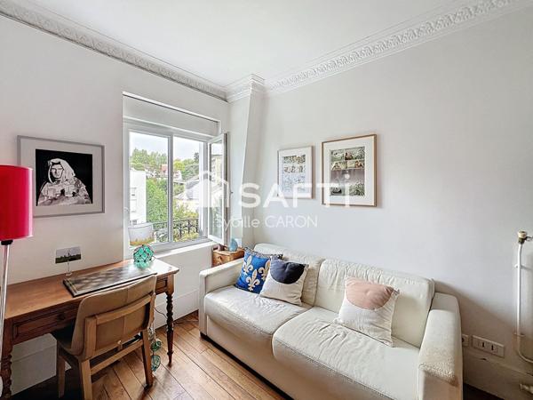 A 7 min RER C et ligne N  – Faible Charges