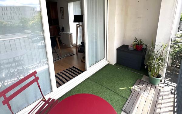Appartement à vendre    3 pièces • 76,40 m2 Bordeaux