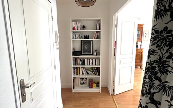 Appartement à vendre    3 pièces • 76,40 m2 Bordeaux