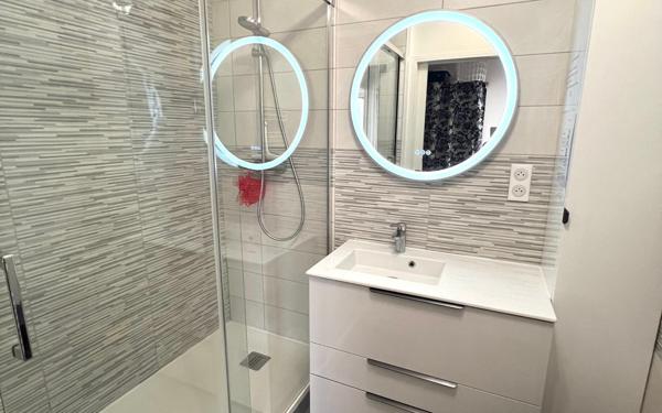 Appartement à vendre    3 pièces • 76,40 m2 Bordeaux