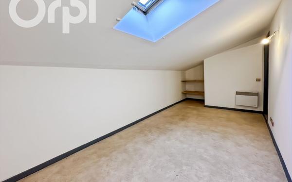 Appartement à louer    4 pièces • 55,88 m2 Labégude