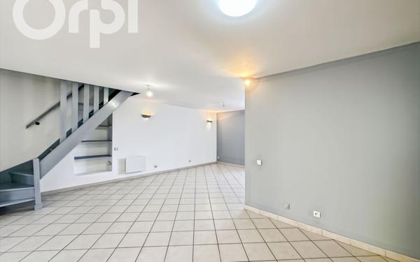 Appartement à louer    4 pièces • 55,88 m2 Labégude