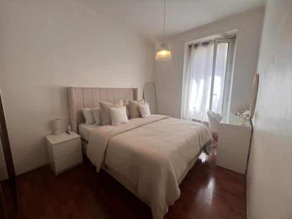 2 pièces  42 m² en dernier étage