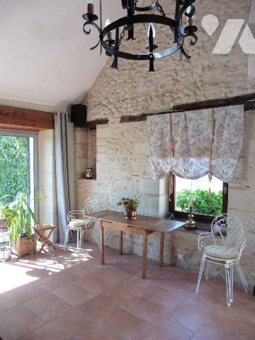 MAISONS A VENDRE NOYANT-VILLAGES
Ravissante maison de charme située dans un bel environnement
...