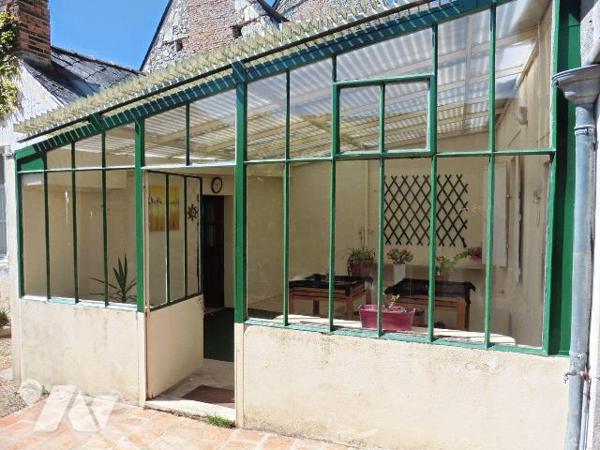 MAISONS A VENDRE NOYANT-VILLAGES
Ravissante maison de charme située dans un bel environnement
...