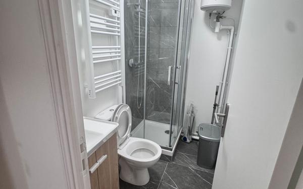 Appartement à louer    1 pièce •  Rosny-sous-Bois