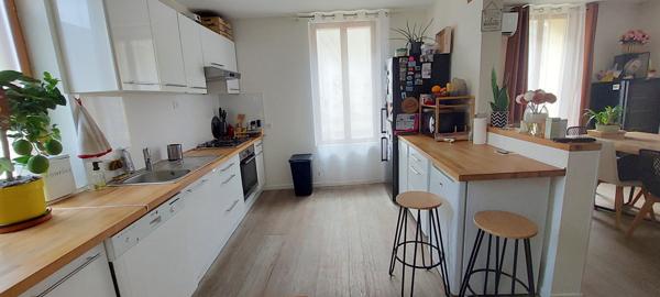 BELLE MAISON DE VILLAGE RENOVEE