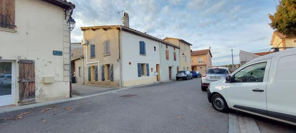 BELLE MAISON DE VILLAGE RENOVEE