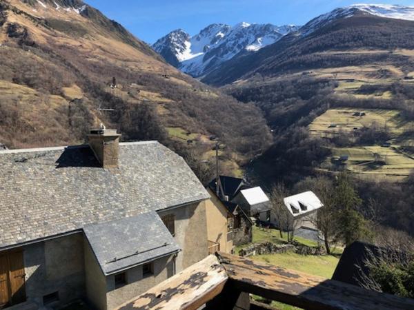 Dpt Hautes Pyrénées (65), à vendre SERS immeuble