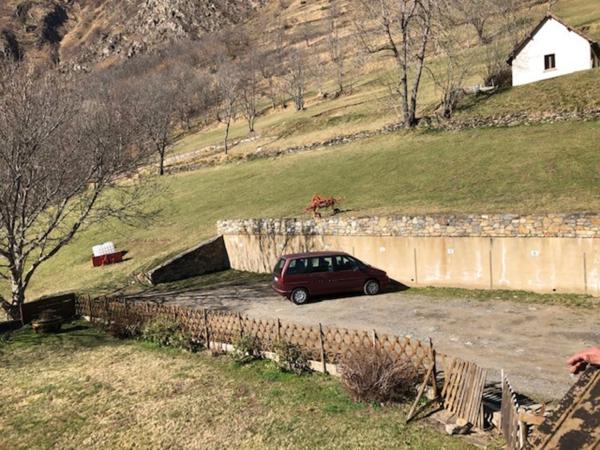 Dpt Hautes Pyrénées (65), à vendre SERS immeuble