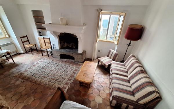 Maison à vendre    4 pièces • 85 m2 Saint-Laurent-du-Var