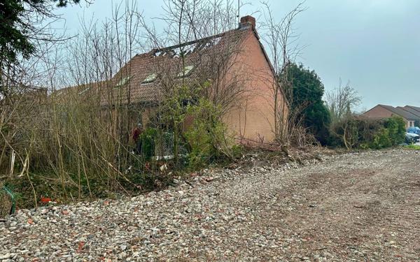 Terrain à vendre    Raismes