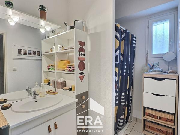 APPARTEMENT T4 - TERRASSE ET PARKING