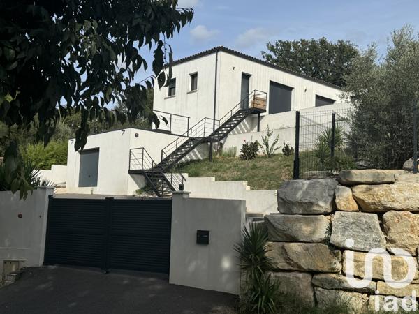 Maison à vendre 4 pièces 130 m² Vauvert