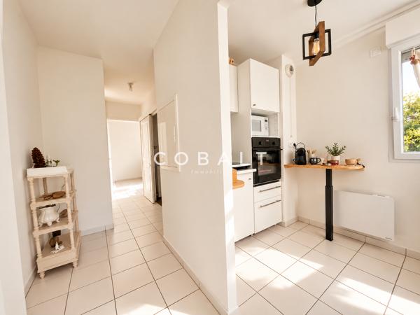 Appartement en rez-de-jardin - 48.21 m² - 1 Chambre - Place de stationnement privative + Cave - Escoublac