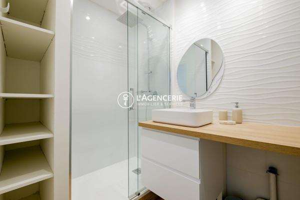 Appartement T2 meublé de 52m² – Place Meynard