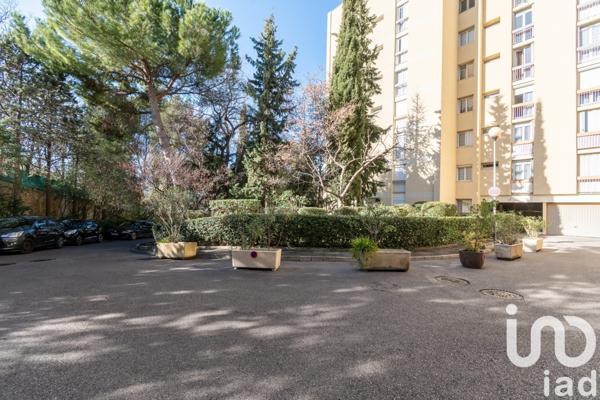 Appartement à vendre 4 pièces 80 m² Marseille 14