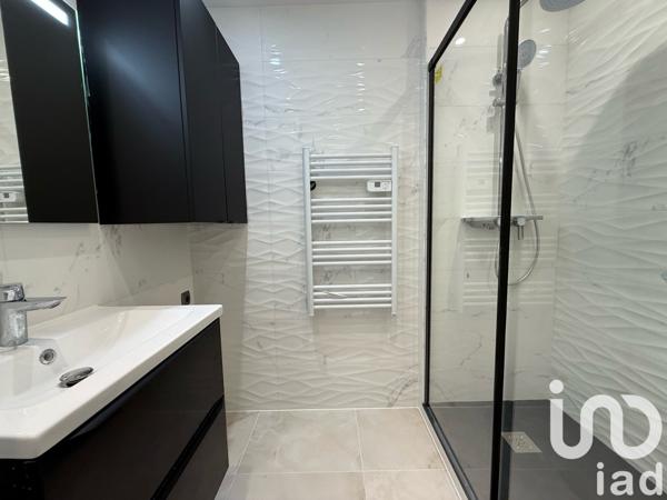 Appartement 3 pièces de 51 m² à Le Lavandou (83980)