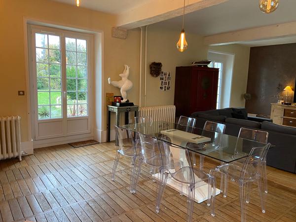 Maison 9 pièces 260 m2