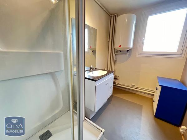 Appartement à louer 2 pièces 46.01m²