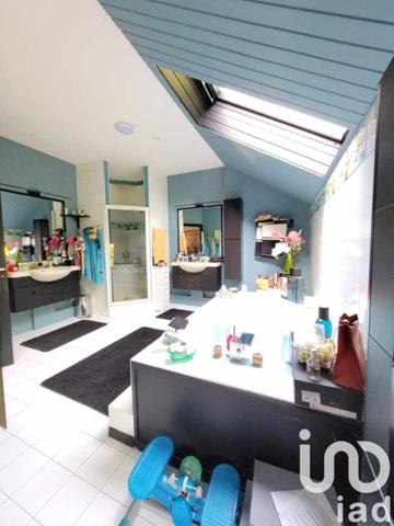 Maison à vendre 12 pièces 319 m² Avion